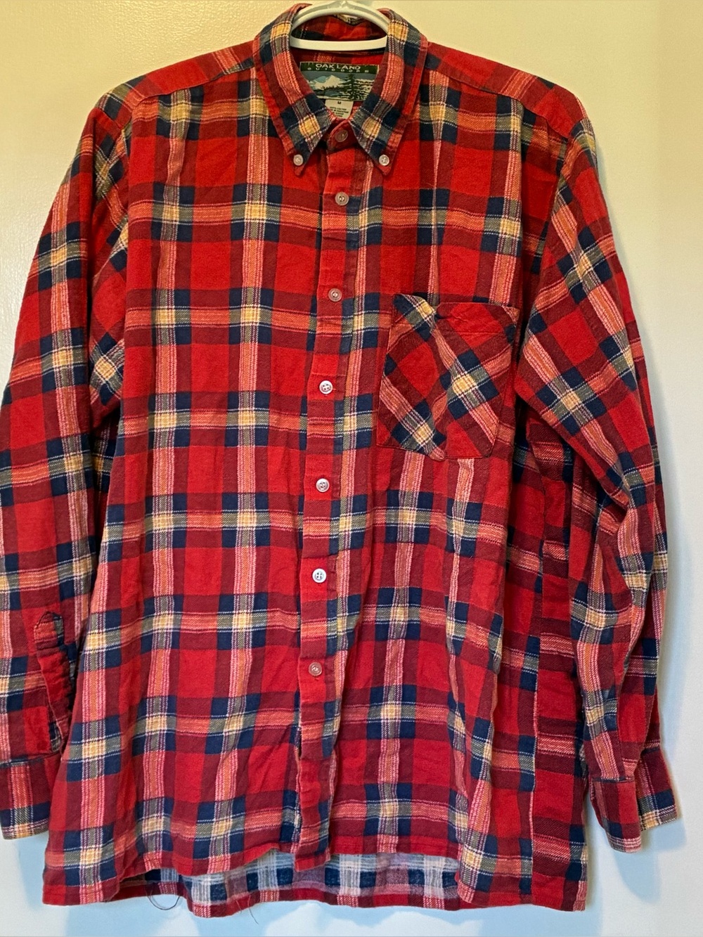 VINTAGE BUTTON UP